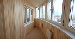 Отделка, остекление, утепление балконов в Южноуральске от 207 руб. м/2.